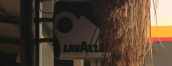 Lavazza is one of Lieux qui ont plu à Fusun.