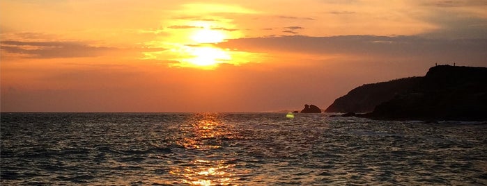 Punta Cometa is one of Huatulco.