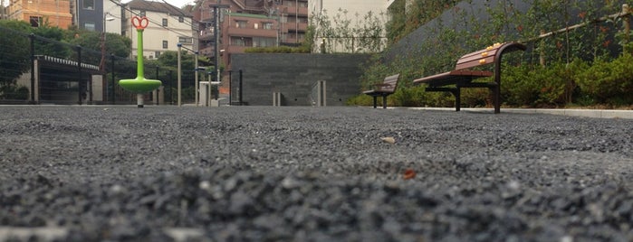 枡形6丁目稲ノ目公園 is one of 向ヶ丘遊園駅 | おきゃくやマップ.