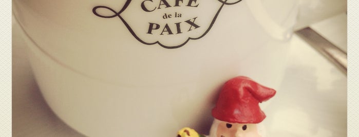 Café de la Paix is one of Queen'in Kaydettiği Mekanlar.