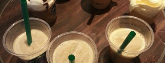 Starbucks is one of Marcie 님이 좋아한 장소.