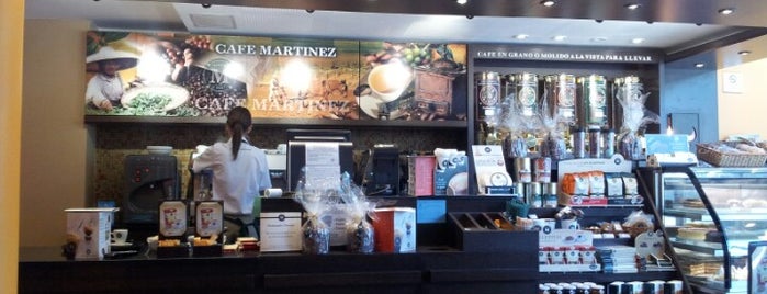 Café Martinez is one of Posti che sono piaciuti a Virginia.