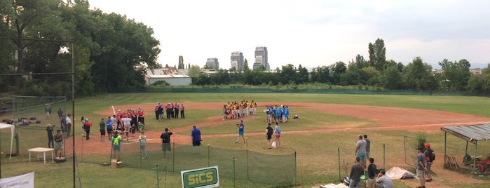 Стадион "Бейзбол" is one of Бейзбол България.