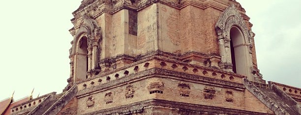 Wat Chedi Luang Varavihara is one of Chill in ❤ o(≧o≦)o ChaingMai.