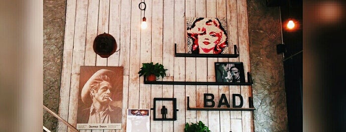 BAD by wood & steel is one of Coffee Hunter 2.