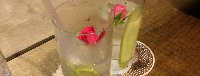 Flower Gin is one of Seoul.