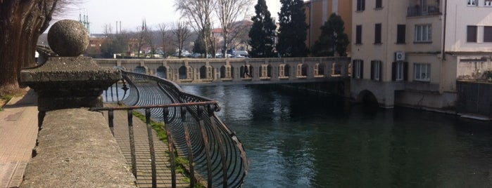 Ponte Romano is one of Palazzolo da vedere.
