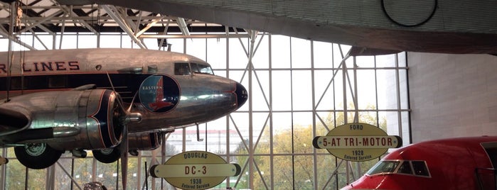 Museo Nacional del Aire y el Espacio is one of Washington.
