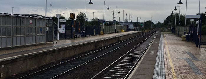 Mansfield Railway Station (MFT) is one of Robin Hood Line.