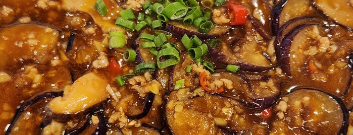 De Hunan Restauran (湖南湘菜馆) is one of Puchong Food.