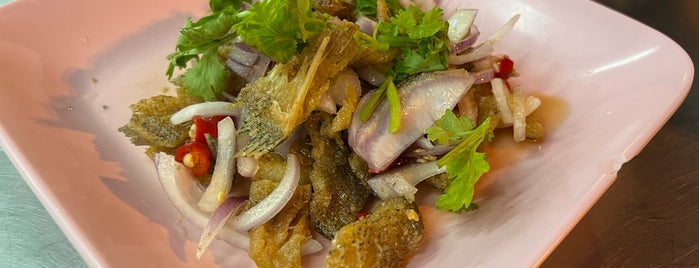 ข้าวต้มเฮียฮก is one of Chonburi.