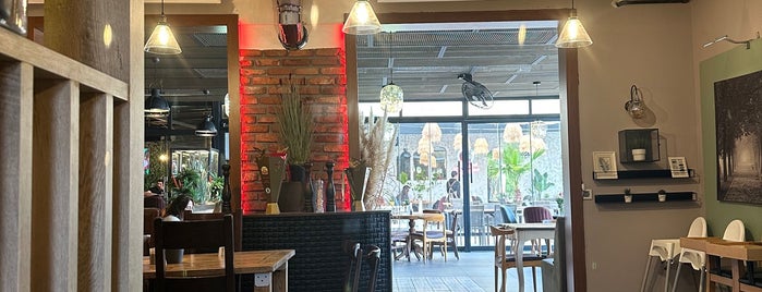 Fincan Cafe is one of Kilyos-Riva-Rumeli-Anadolu Feneri.