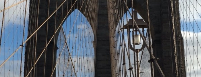 Puente de Brooklyn is one of Lugares favoritos de Наталья.