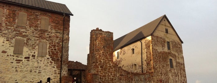Kastelholms slott is one of Tempat yang Disukai Diana.