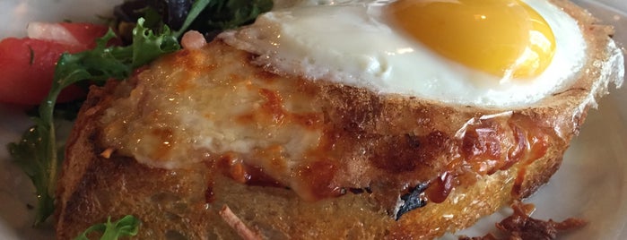 Petite Abeille is one of NYC Brunch list.