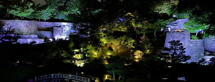 玉泉院丸庭園 is one of 百万石.