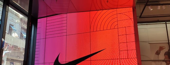 Nike Beyoğlu is one of Lieux sauvegardés par Babba.