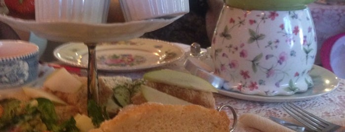 La-Tea-Da! Tea Room & Parlour is one of RIT Bucket List.