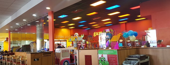 Peter Piper Pizza is one of Lugares Favoritos.