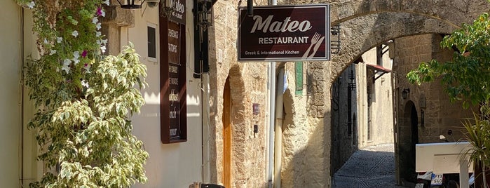 Mateo Restaurant is one of Rodos.