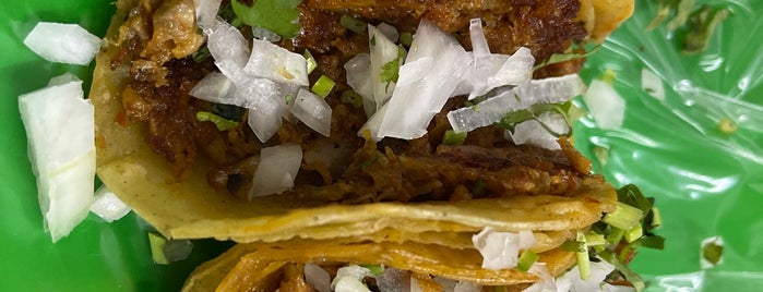 Tacos Estilo Mexico El Paisa is one of Javiz list.