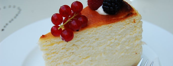 Princess Cheesecake is one of Eat Berlin.