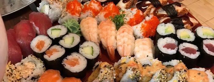 Hanami Sushi Addict is one of Dinner Places Munich.