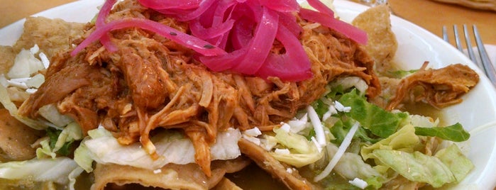 Chilaquiles aldama is one of Must visit.