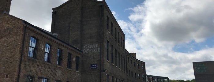 The Coal Office is one of Özge Londra.