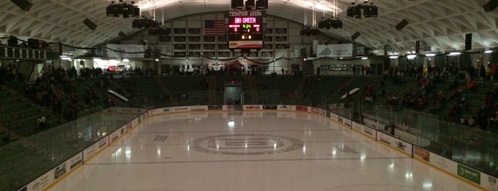 Thompson Arena at Dartmouth is one of Lieux qui ont plu à Alex.