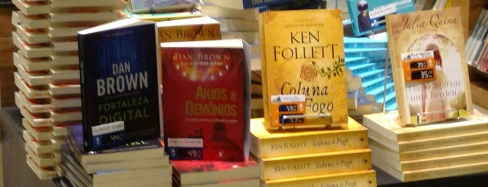 Livraria Leitura is one of Serviços.