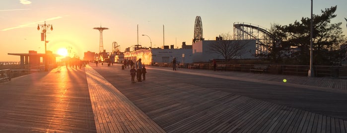 Coney Island Beach & Boardwalk is one of The Most Popular U.S. Beaches for Guys.