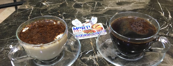 Martı Cafe is one of gezinti uğrak.