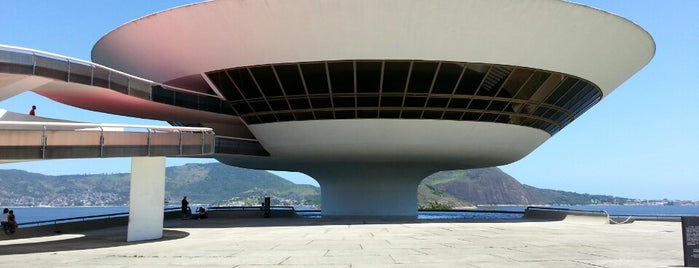 Museu de Arte Contemporânea de Niterói (MAC) is one of Coolplaces Rio.