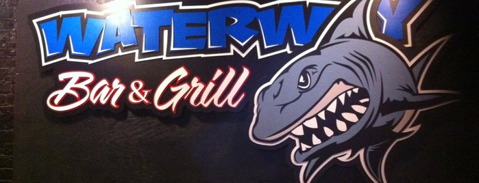 Water Way Bar & Grill is one of Lieux qui ont plu à Ashleigh.