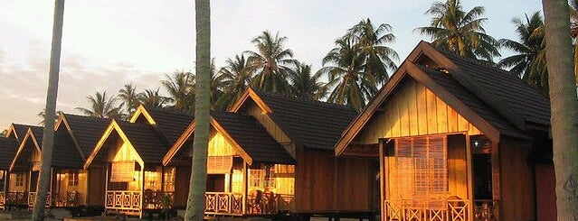 Bambalemo Beach and Cottage is one of Outdoors PALU Sulawesi Tengah.