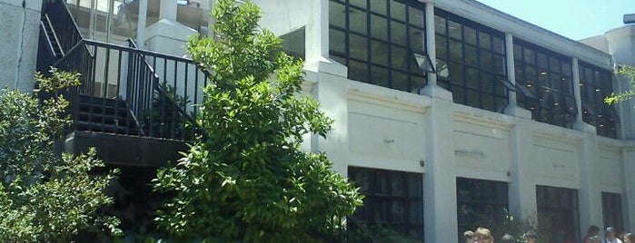 Facultad de Ingeniería UDP is one of Universidad Diego Portales.