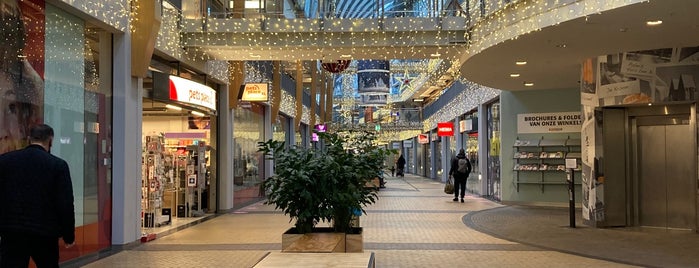 Megastores is one of Winkelcentrum Zuid-Holland.