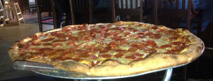 Momo's Pizza is one of Favorite Tallahassee restaurants.