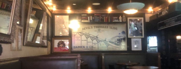 Damen Tavern is one of Brandon'un Beğendiği Mekanlar.