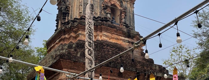 Wat Loke Molee is one of Chiang Mai y Rai.