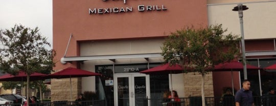 Chipotle Mexican Grill is one of สถานที่ที่ Christie ถูกใจ.
