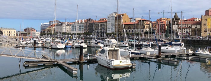 Las Letronas is one of Lugares favoritos de Gijón.