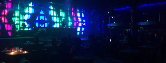 New Square Club is one of Hanoi Nightlife.