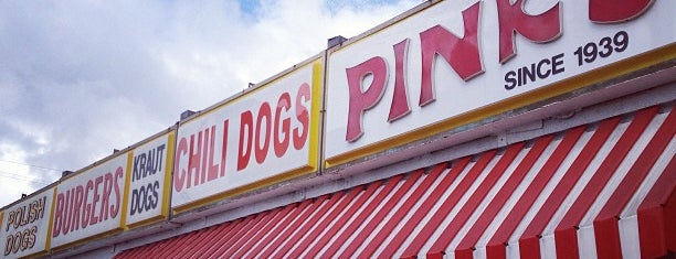 Pink's Hot Dogs is one of Los Angeles Weekend.