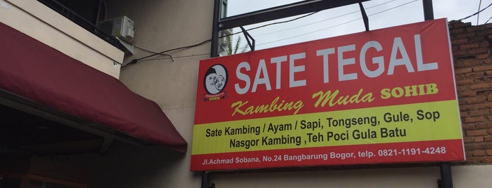 Sate Tegal Kambing Muda Sohib is one of Orte, die Iyan gefallen.