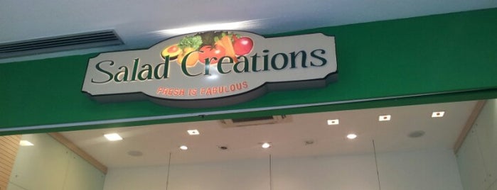 Salad Creations is one of Tempat yang Disukai Ticiane.