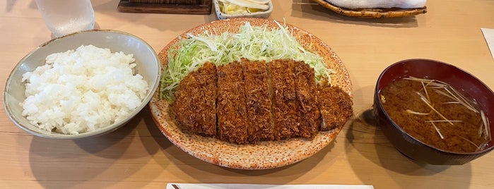 とんかつ 鈴本 is one of 食事.