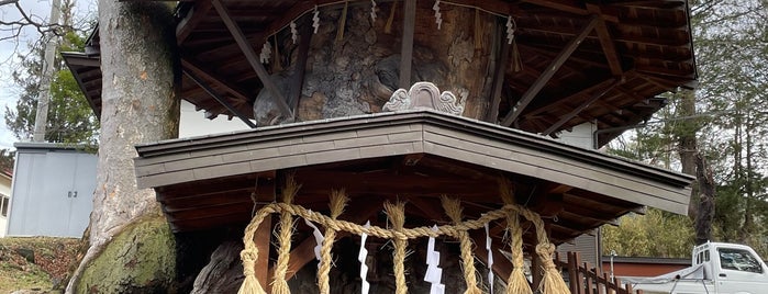 葛井神社 is one of 東方元ネタ.