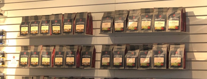 Vermont Artisan Coffee & Tea Co is one of Locais curtidos por Al.